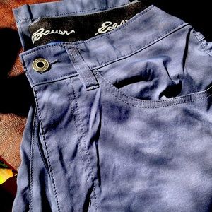 Men’s Eddie Bauer casual pants. 32W x32L. Color blue